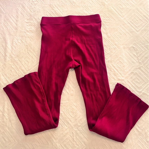***💲BOGO💲*** PINK Ribbed flare legging - Picture 3 of 6